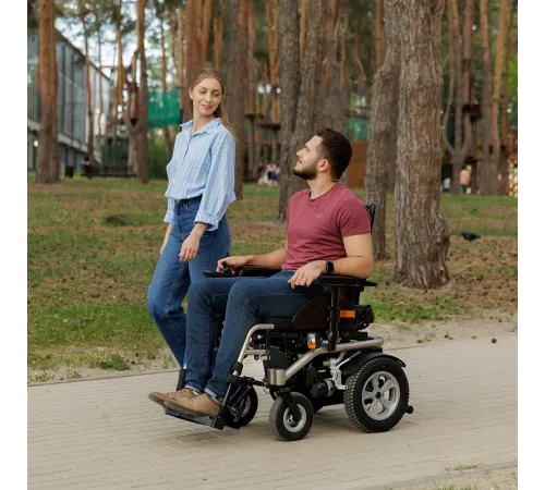 Электрическая коляска Pulse 210