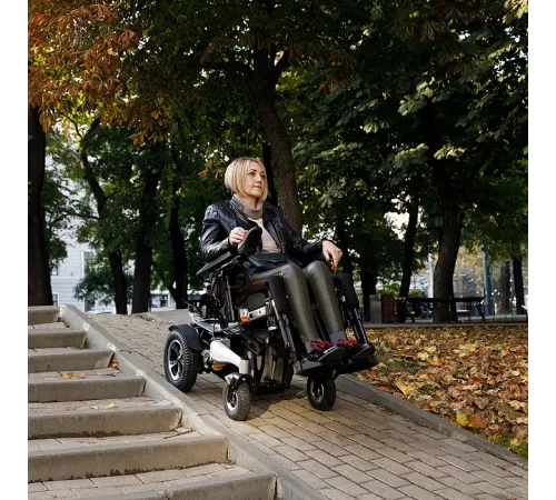Электрическая коляска Pulse 770